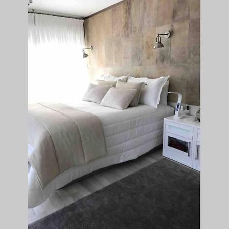Appartement Piso Otero Ocampo, En El Centro De Sanxenxo à Pontevedra Extérieur photo